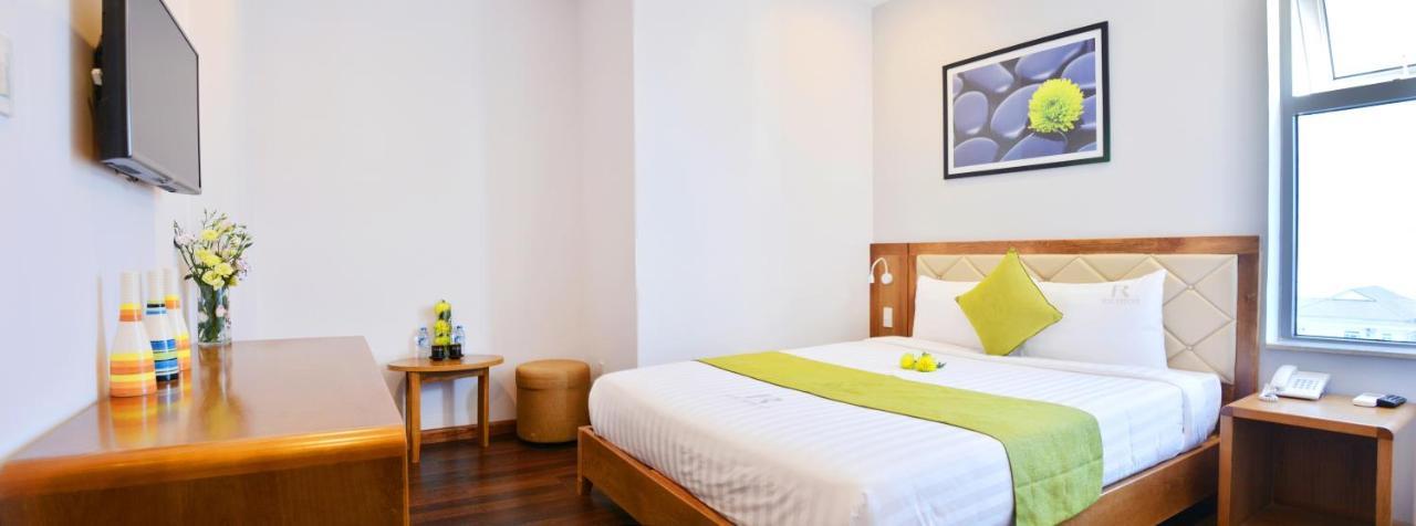 דה נאנג Richico Garden Beach Hotel מראה חיצוני תמונה